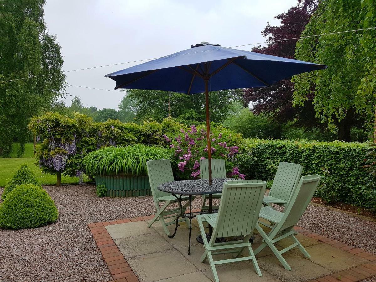 Surlingham Lodge Garden Cottage In Rspb Village Near נורוויץ'' מראה חיצוני תמונה